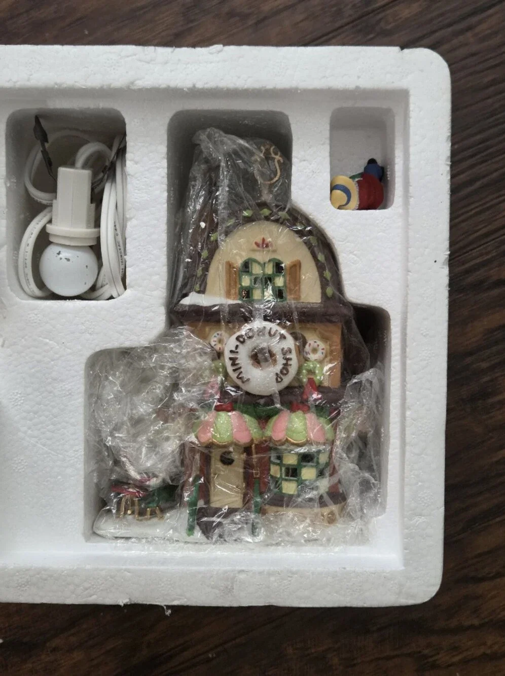 Department 56 Mini-Donut Shop Holiday Village Building - Cream, Pink & Green
